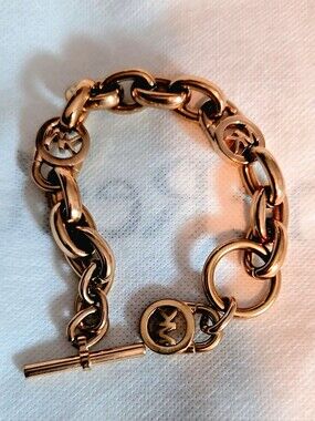 Michael Kors Rose Gold Toggle Charm Bracelet NWOT